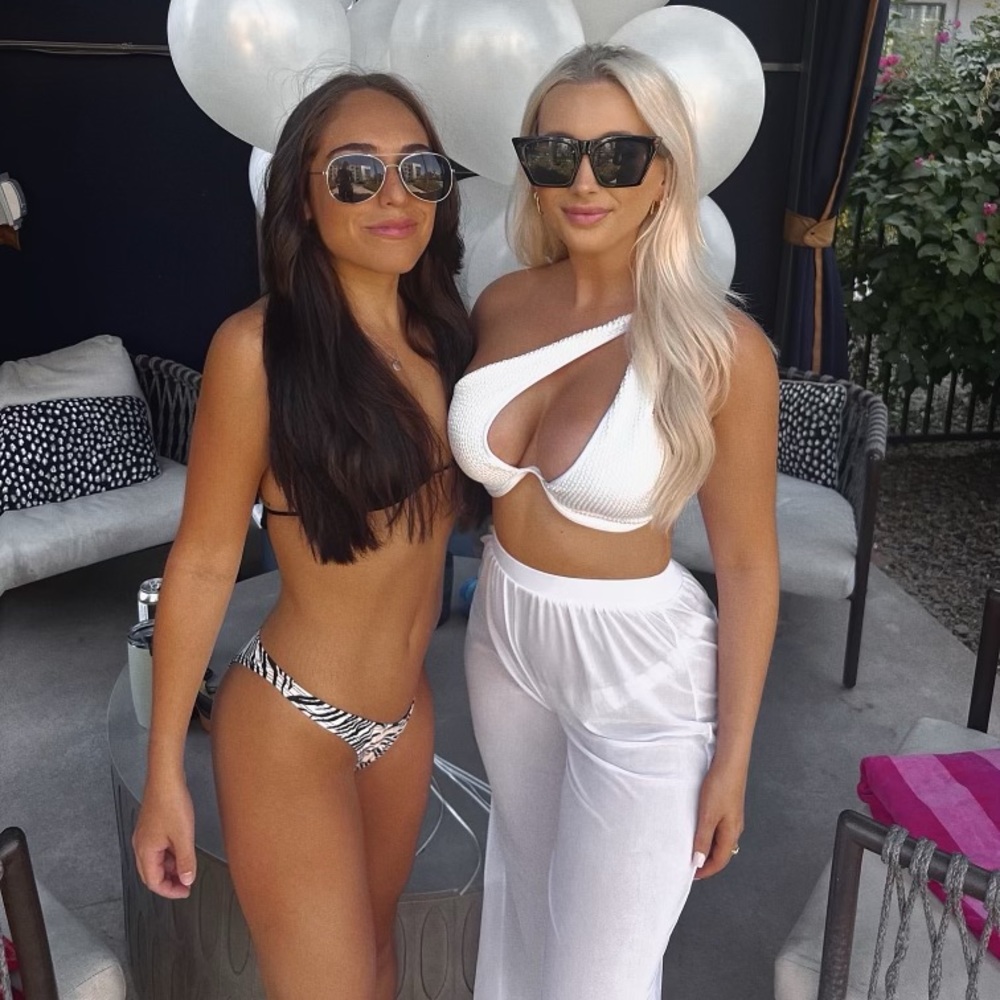 white bikini - Picture 6 of 6
